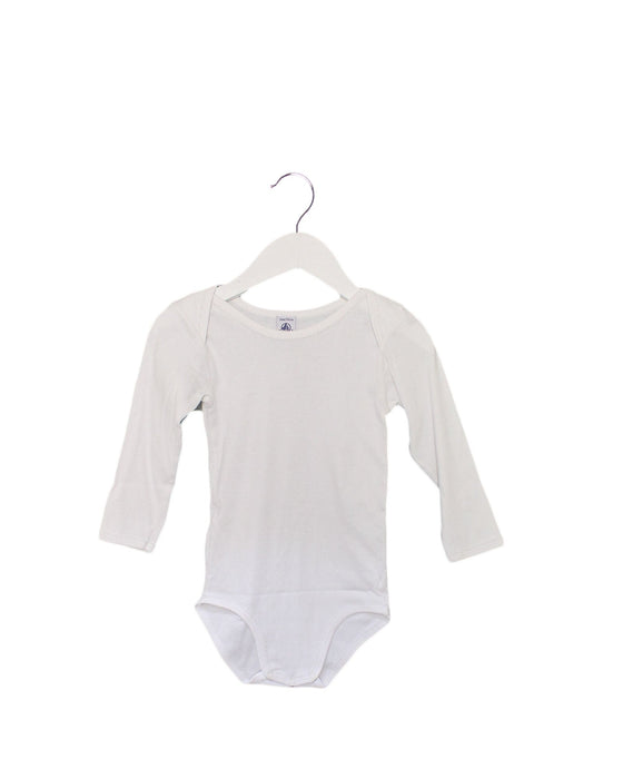 A White Long Sleeve Bodysuits from Petit Bateau in size 3T for girl. (Front View)