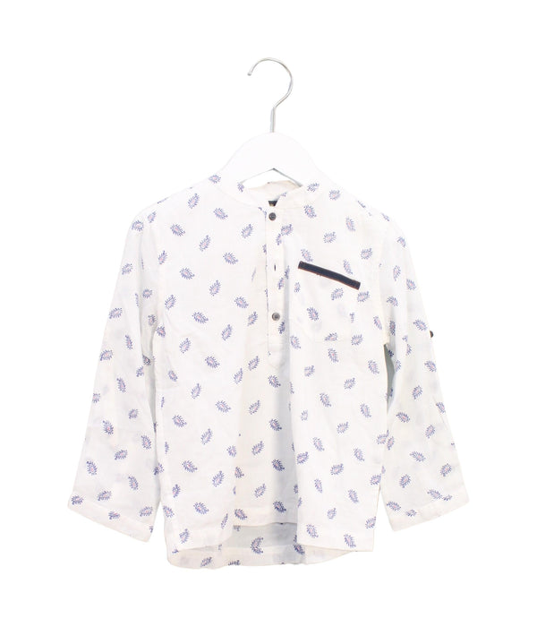 A White Long Sleeve Tops from Velveteen in size 6T for girl. (Front View)