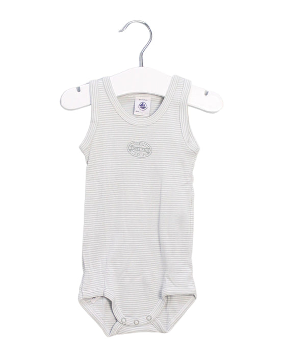 A Green Sleeveless Bodysuits from Petit Bateau in size 3-6M for boy. (Front View)