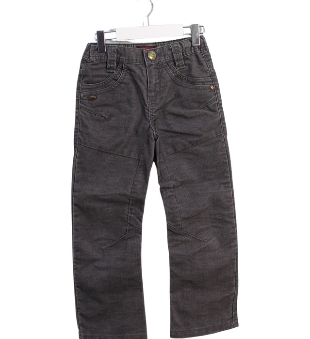 A Grey Casual Pants from Catimini in size 6T for boy. (Front View)