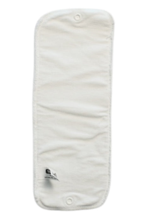 A White Cloth Diapers from Thirsties in size Newborn for neutral. (Front View)