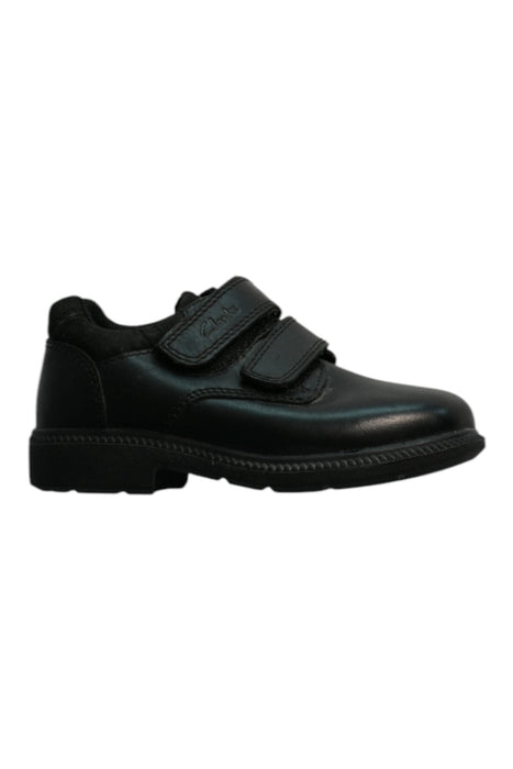 A Black Dress Shoes from Clarks in size 3T for boy. (Front View)