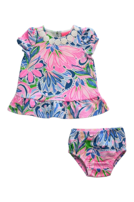 A Multicolour Shorts Sets from Lilly Pulitzer in size 3-6M for girl. (Front View)