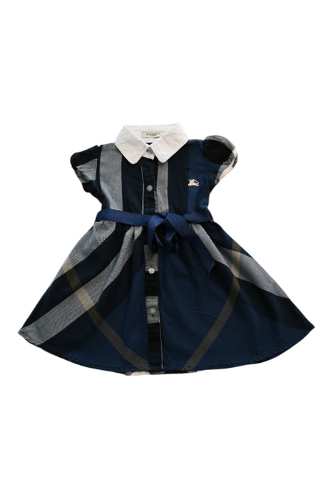 A Multicolour Short Sleeve Dresses from Burberry in size 6T for girl. (Front View)
