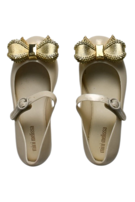 A Ivory Flats from Mini Melissa in size 6T for girl. (Front View)