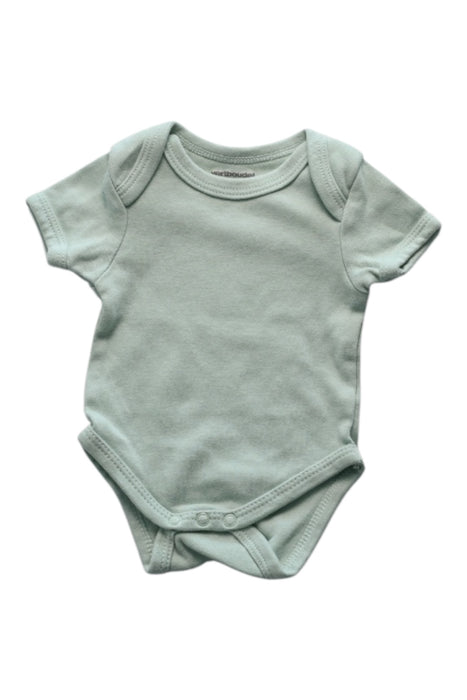 A Green Bodysuits from Vertbaudet in size 6-12M for neutral. (Front View)