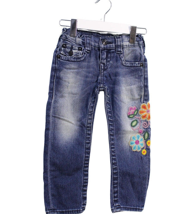 A Blue Jeans from True Religion in size 3T for girl. (Front View)