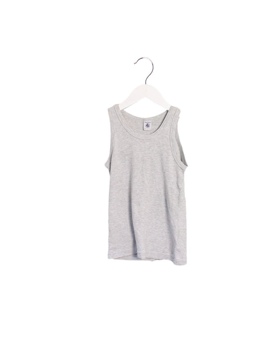 A Grey Sleeveless Tops from Petit Bateau in size 10Y for boy. (Front View)