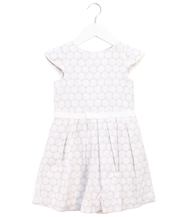 A White Sleeveless Dresses from Jacadi in size 4T for girl. (Front View)