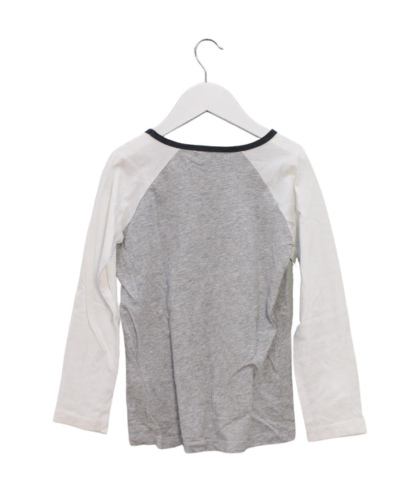 A Grey Long Sleeve Tops from Bonpoint in size 6T for boy. (Back View)