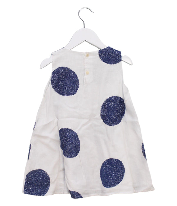 A White Sleeveless Dresses from Il Gufo in size 3T for girl. (Back View)