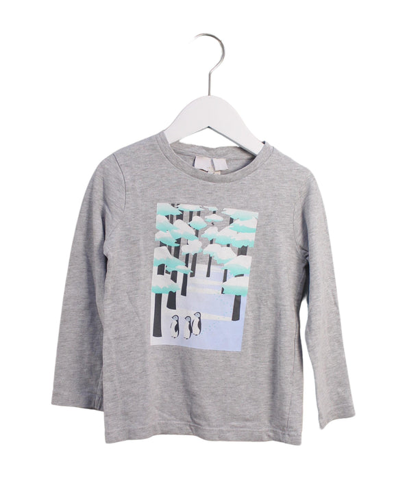 A Grey Long Sleeve Tops from Jacadi in size 6T for boy. (Front View)
