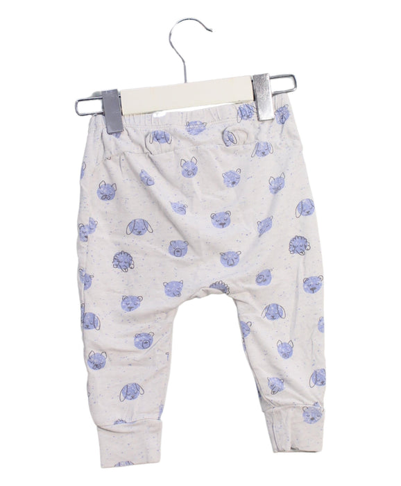 A Grey Sweatpants from Seed in size 6-12M for boy. (Back View)