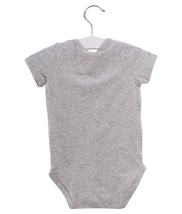 A Grey Short Sleeve Bodysuits from Seed in size 3-6M for neutral. (Back View)
