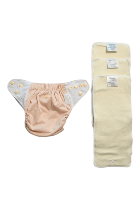 A Peach Cloth Diapers from Just Peachy in size Newborn for neutral. (Front View)