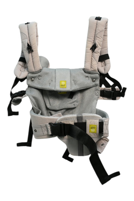 A Beige Baby Carriers from Lillé in size O/S for neutral. (Front View)