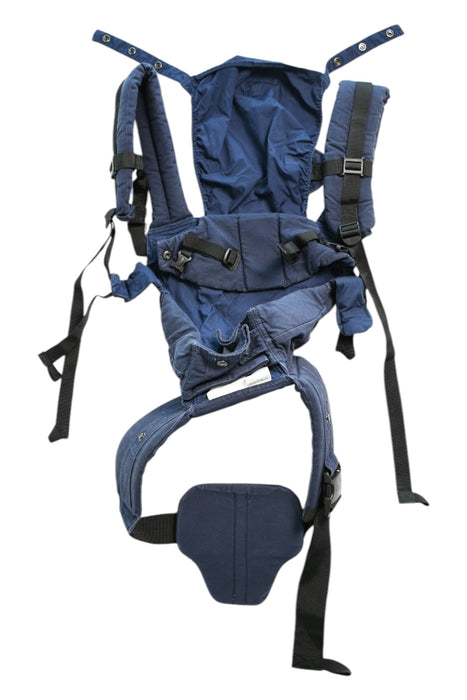 A Navy Baby Carriers from Lillé in size O/S for neutral. (Back View)