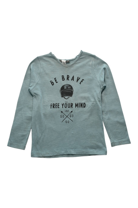 A Green Long Sleeve T Shirts from Bonpoint in size 4T for girl. (Front View)