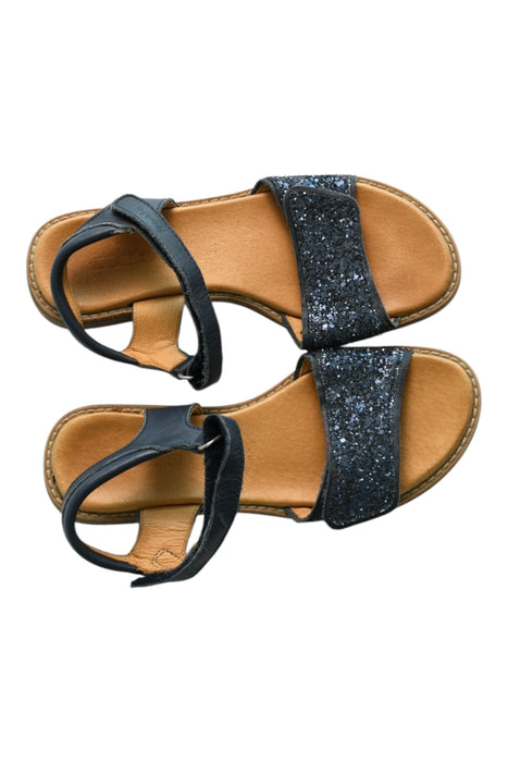 A Black Sandals from Froddo in size 10Y for girl. (Back View)