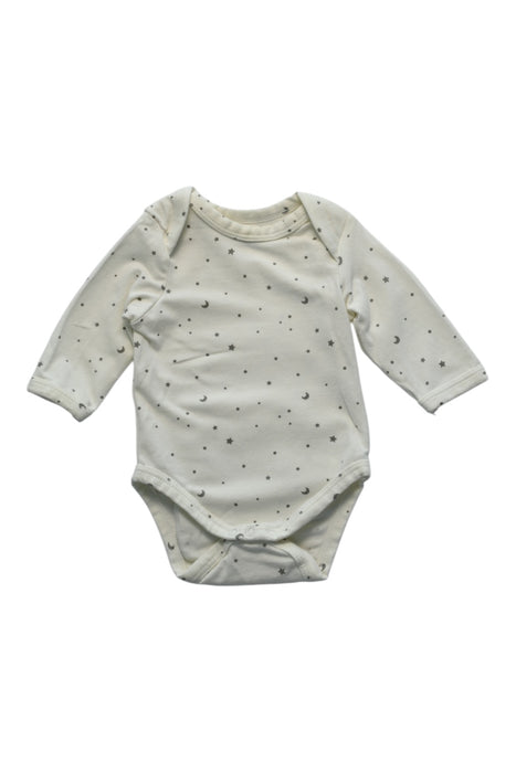 A Ivory Long Sleeve Bodysuits from Vertbaudet in size 0-3M for boy. (Front View)