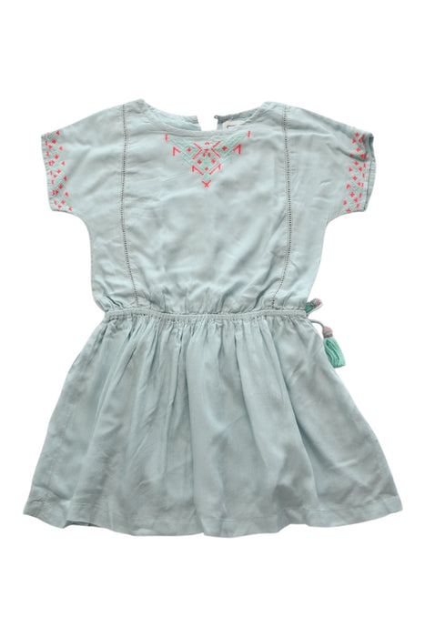 A Green Short Sleeve Dresses from Bonheur du Jour in size 4T for girl. (Front View)