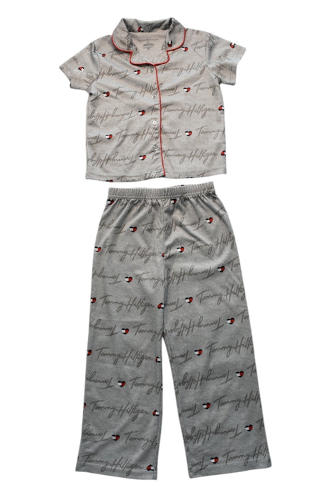 A Grey Pyjama Sets from Tommy Hilfiger in size 5T for girl. (Front View)