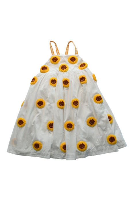 A White Sleeveless Dresses from Stella McCartney in size 5T for girl. (Front View)