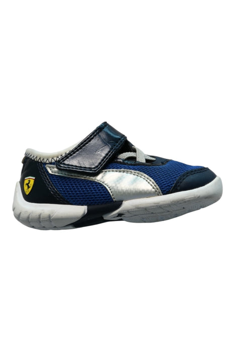 A Blue Sneakers from Puma in size 12-18M for boy. (Front View)