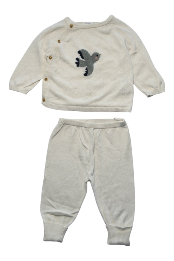 A Ivory Pants Sets from Bout'Chou in size 6-12M for girl. (Front View)