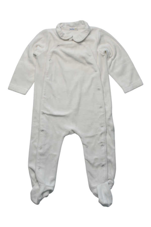 A White Onesies from Bout'Chou in size 6-12M for girl. (Front View)