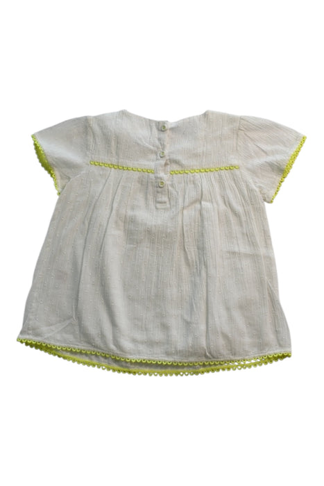 A White Short Sleeve Tops from Boden in size 5T for girl. (Back View)