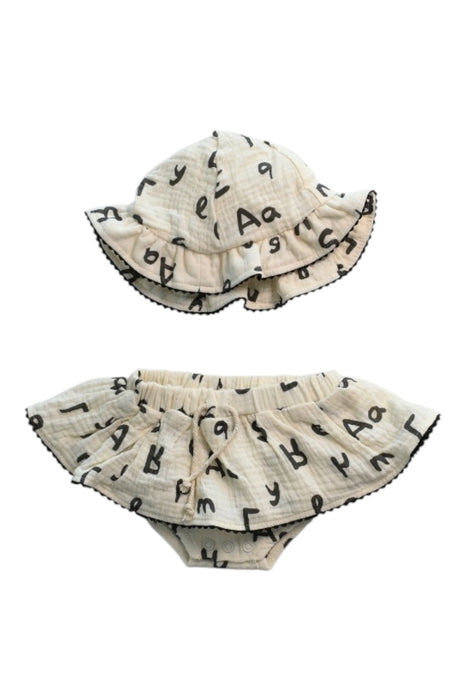 A Multicolour Shorts Sets from Mayoral in size 3-6M for girl. (Front View)