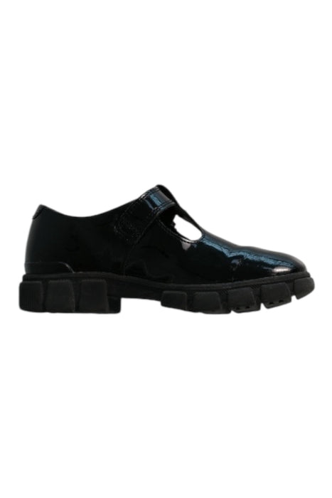 A Black Dress Shoes from Clarks in size 7Y for girl. (Back View)