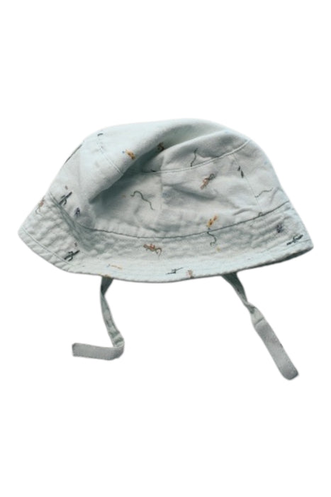 A White Sun Hats from Janie & Jack in size 3-6M for neutral. (Front View)