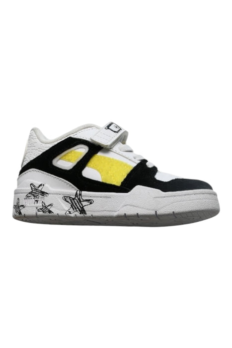 A Multicolour Sneakers from Puma in size 18-24M for boy. (Back View)