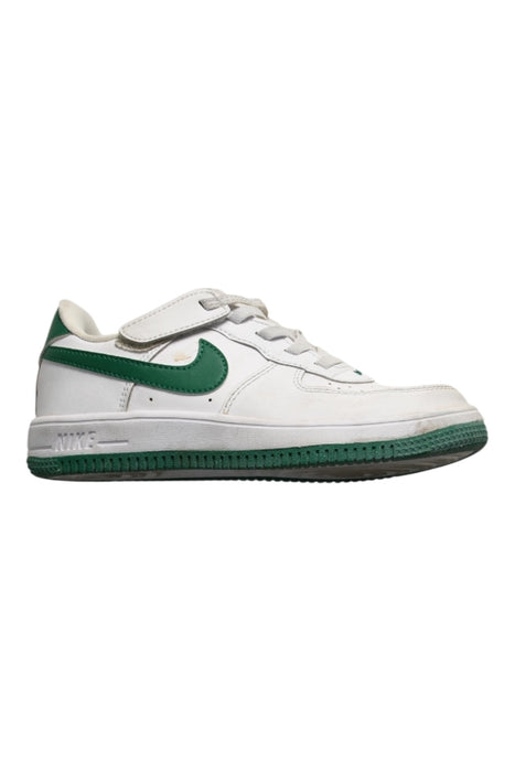 A White Sneakers from Nike in size 6T for boy. (Back View)