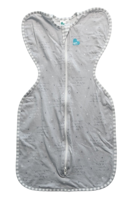 A Grey Swaddles from Love To Dream in size 0-3M for neutral. (Front View)