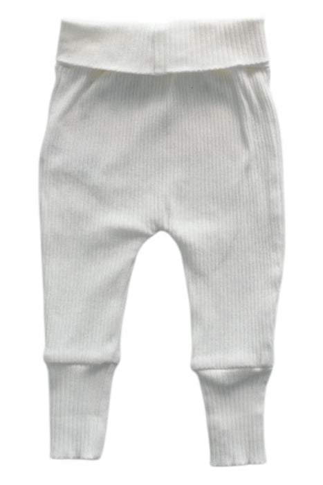 A White Casual Pants from Mamas & Papas in size 0-3M for girl. (Back View)