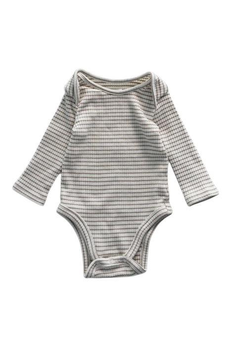 A Grey Long Sleeve Bodysuits from Mamas & Papas in size 0-3M for girl. (Front View)