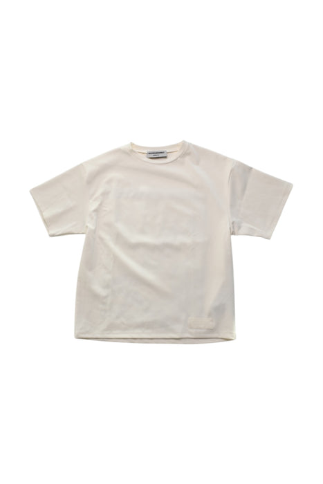A White Short Sleeve T Shirts from The Giving Movement in size 9Y for neutral. (Front View)