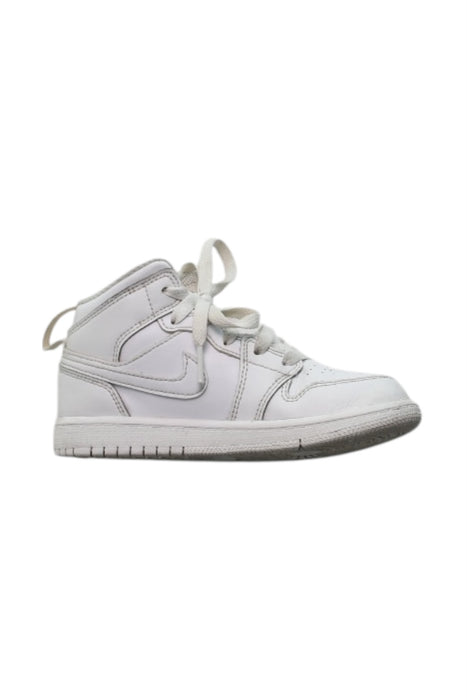 A White Sneakers from Air Jordan in size 6T for neutral. (Back View)