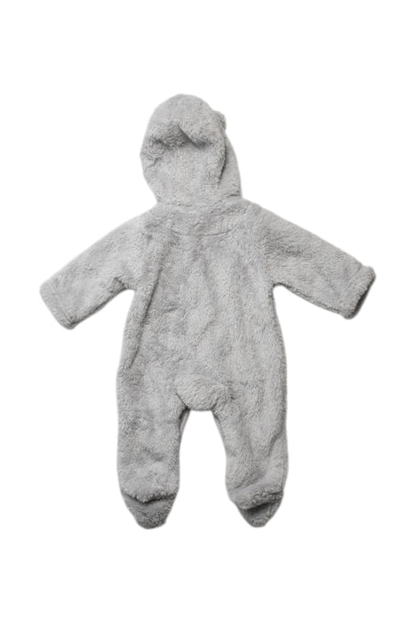 A Grey Onesies from The Little White Company in size Newborn for neutral. (Back View)