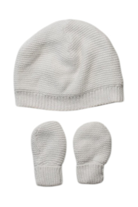 A White Winter Hats from Mamas & Papas in size Newborn for neutral. (Front View)