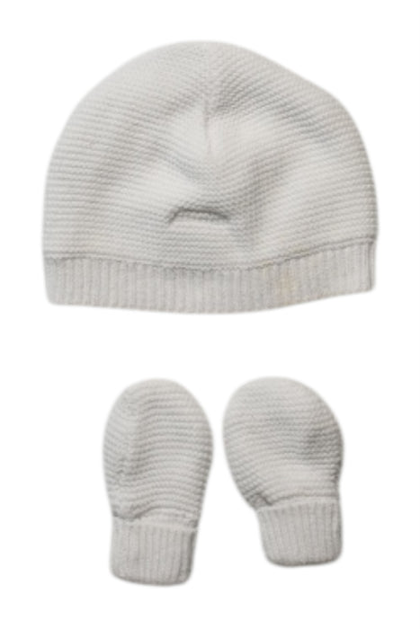 A White Winter Hats from Mamas & Papas in size Newborn for neutral. (Back View)