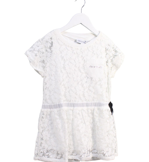 A White Short Sleeve Dresses from Simonetta in size 4T for girl. (Front View)