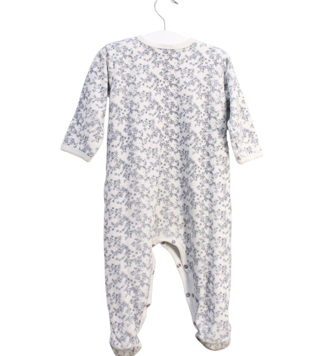 A White Onesies from Petit Bateau in size 6-12M for girl. (Back View)