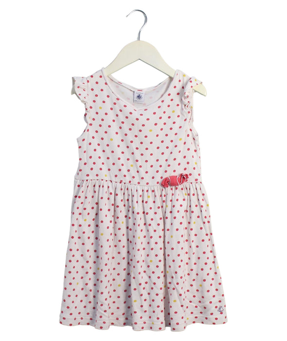 A Pink Sleeveless Dresses from Petit Bateau in size 6T for girl. (Front View)